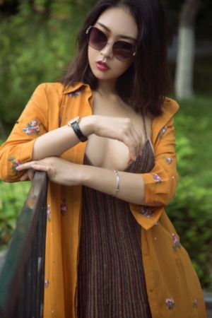 山花烂漫海棠红_蓝光迅雷电影在线